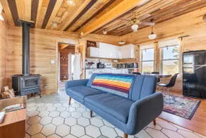 DTJT House 2 - SWIM, SOAK & STARGAZE - Image 2