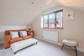 Private Annexe Quiet Village Location Free Parking - Image 5