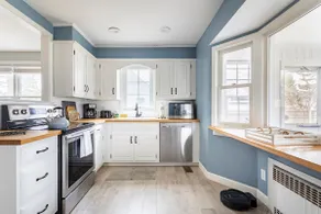 Charming home, easy access to everything Branford - Image 5