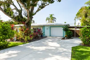 VeroHouse: 3BR 2BA, pet friendly, beautiful fenced back yard, quiet neighborhood - Image 4