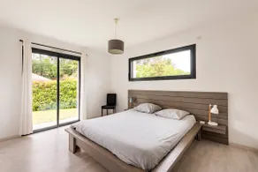 90 m2 villa with pool, on the edge of the forest - Image 5