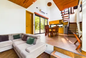 Exclusive Villa - Breakfast & Private Jacuzzi - Image 3