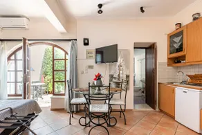 16-Boutique Resort Serenity Studio / Pool /Terrace - Image 4