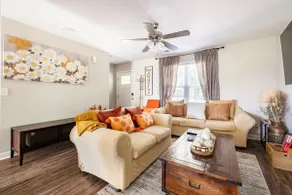 Luxury*3BR Duplex*ExclusiveDiscounts*RestfulRepose - Image 4