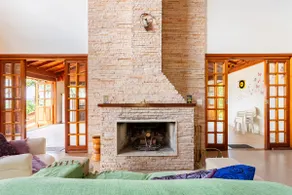 Beautiful View! Large Gourmet Space with Pool! - Image 3