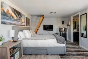 Lake Sammamish, Cozy Guesthouse with Spa Comfort - Image 3