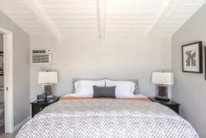 Private Poolside Cabana - Image 2