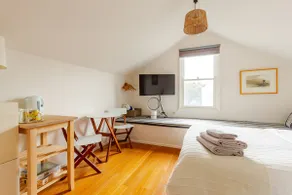 BRAND NEW Ultimate Paddington Pad - Image 2