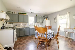 The Farmhouse...One Mile from Caney Fork Boat Ramp - Image 3