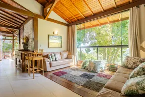 Spacious and comfortable house in a 10,000 m² green area - Image 2