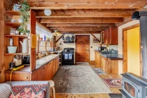 Year Round Mountain Retreat - Image 5