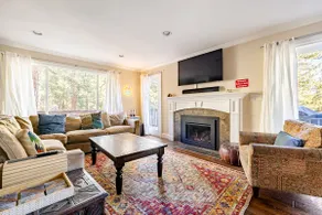 Cozy Views : Hot Tub, Steam, Arcade, Karaoke LUX! - Image 5