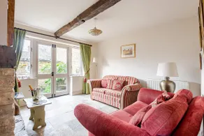 4 Star Cotswold stone cottage - Image 2