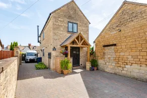 4 Star Cotswold Stone Cottage - Image 2