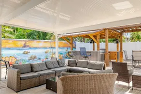 Sandy Shores Villa. Beachside Heated Pool Paradise - Image 4