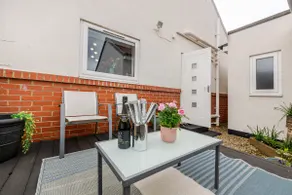 The Retreat with a rural vibe close to town centre - Image 5