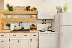 Loft Apartment: Beautiful Farm and Country Views - Image 4