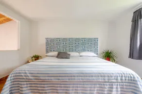 Comfortable and centrally located industrial house. - Image 4