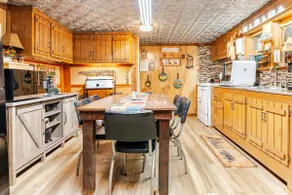 2 story rustic cabin in beautiful Clayton, Georgia! - Image 4