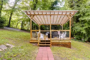 2 story rustic cabin in beautiful Clayton, Georgia! - Image 5