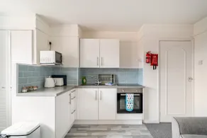 BY THE SEASIDE - 1 BEDROOM APARTMENT+ POOL+PARKING - Image 3