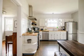 Rivermont Haven: Historic Charm + Modern Amenities - Image 5