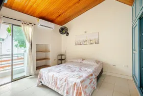 Dani's Cabin - Image 3