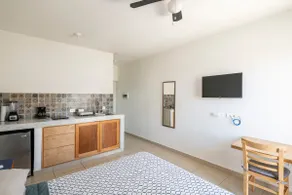 Bedroom - studio. Sunset area - Image 4