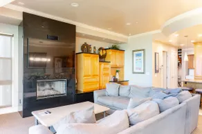 3 Bedroom 2 Bath Beachfront Home - Image 3