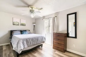 Carmel Oasis. Spacious Home close to everything. - Image 3