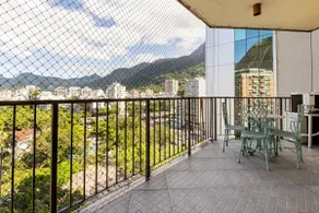 Soap Opera Apartment in Lagoa with Beautiful View and Garage - Image 2