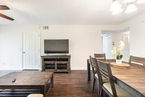 Apt in heart of Orlando - Image 3