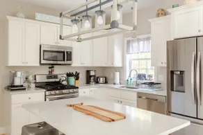 AC, Linens, Beach Passes, Hot Tub, & EV Charger! - Image 4