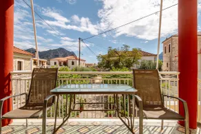 Sunny cozy House with grand courtyard - Image 5