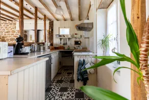 Country cottage, near river, spa - Image 5