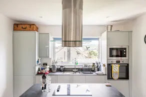 Entire delightful contemporary apartment. - Image 2