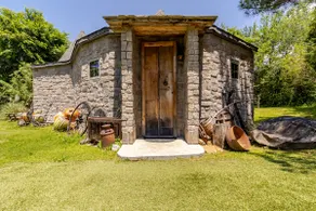 Gamekeeper Hut - Image 5
