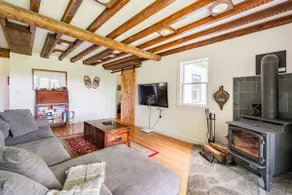 Secluded Catskills Farmhouse w/ 50 acres of hiking - Image 4