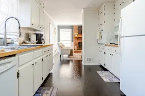Sweet Vacation Home - Image 3