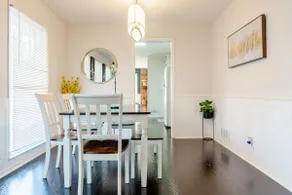 Sweet Vacation Home - Image 2