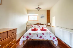 Ship Cottage - Image 2