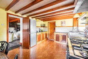 Ship Cottage - Image 5