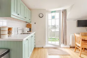 Strongate View Apartment - cosy stylish rural Jurassic coast & Bridport nearby - Image 2