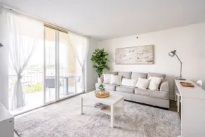 The Yacht Club at Aventura Miami 4405 - Image 5
