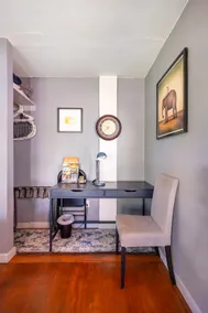 Zen space in quiet neighborhood. - Image 4