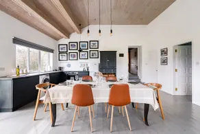 Rock Lodge - Image 3