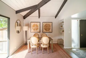 2 Bedroom Flat in Downtown St. Helena - Image 4