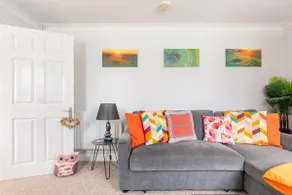 Lovely annex - a home away from home - Image 2