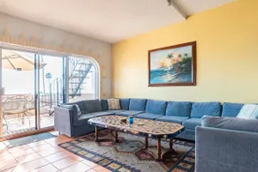 Casa Delfin: Secure and Serene - Image 2
