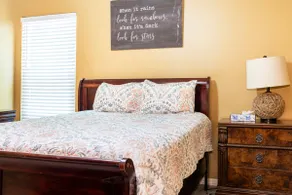 Clean/Cozy Townhouse near Memphis/ Lander's Ctr - Image 3